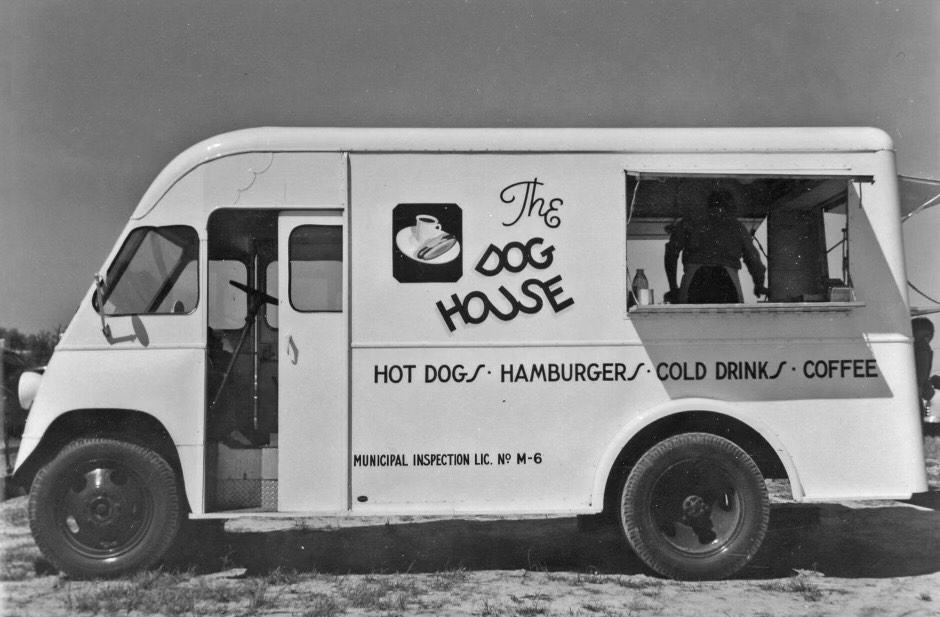 Dog House Delivery Service